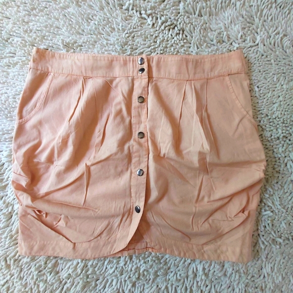 Vero Moda Jeans peach mini skirt- size 42 - Picture 1 of 7